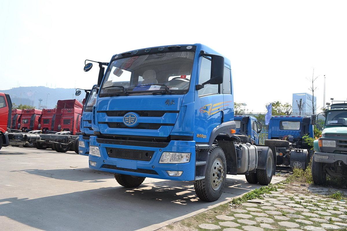 【图】青岛解放 新悍威j5m重卡 220马力 4x2牵引车(大柴)(ca4143p1k2