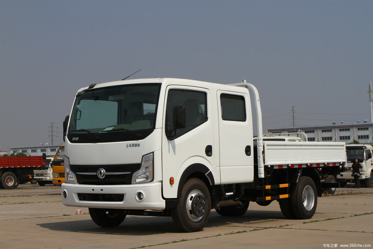 东风凯普特n300 130马力 3.13米双排栏板轻卡