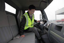 绿卡S 载货车驾驶室                                               图片