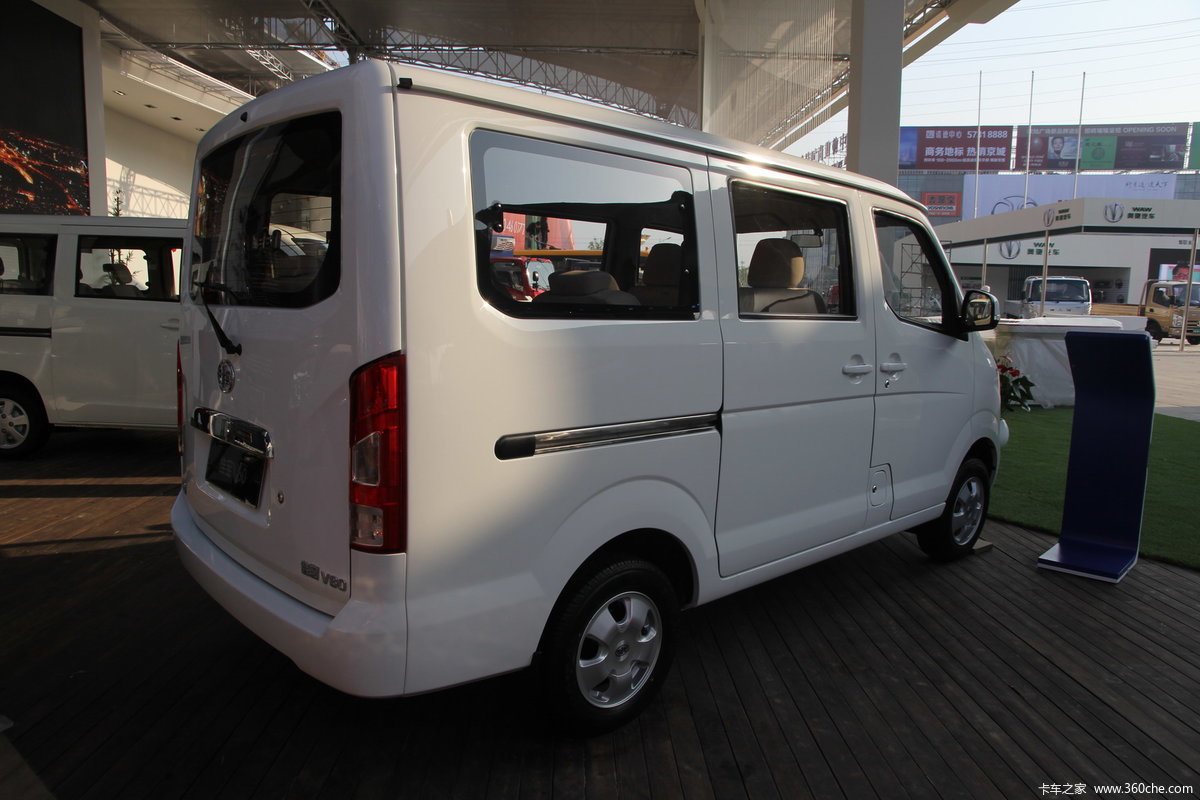 【图】一汽佳宝 v60 70马力 1.0l微面_实拍图片_176815_卡车之家
