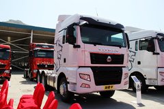 中国重汽 汕德卡SITRAK C7H重卡 440马力 6X4牵引车(ZZ4256V324HD1B)