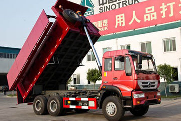 中国重汽 斯达斯太尔M5G中卡 6X4 加盖自卸车