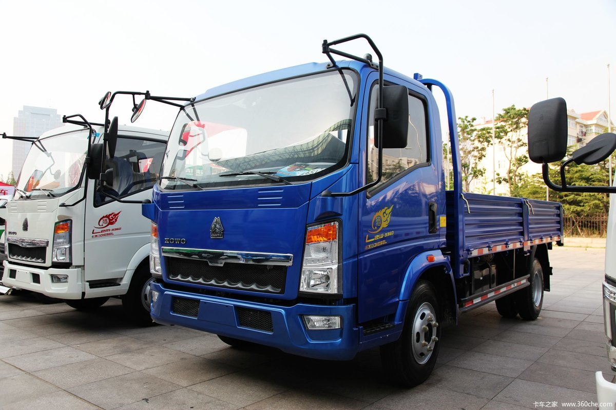 中国重汽HOWO 悍将 重载版 170马力 4.85米排半栏板载货车(10挡)