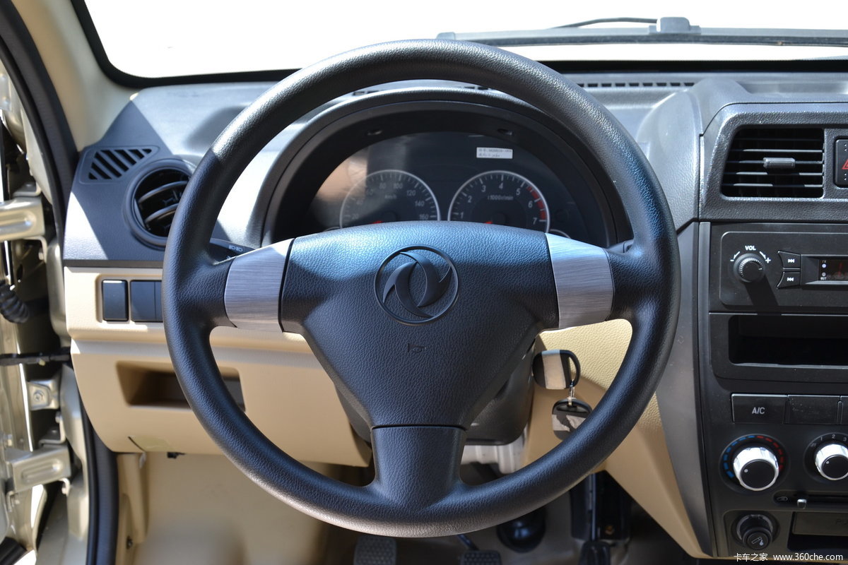 4l面包车>驾驶室>东风小康 c37  100马力 1.4l面包车