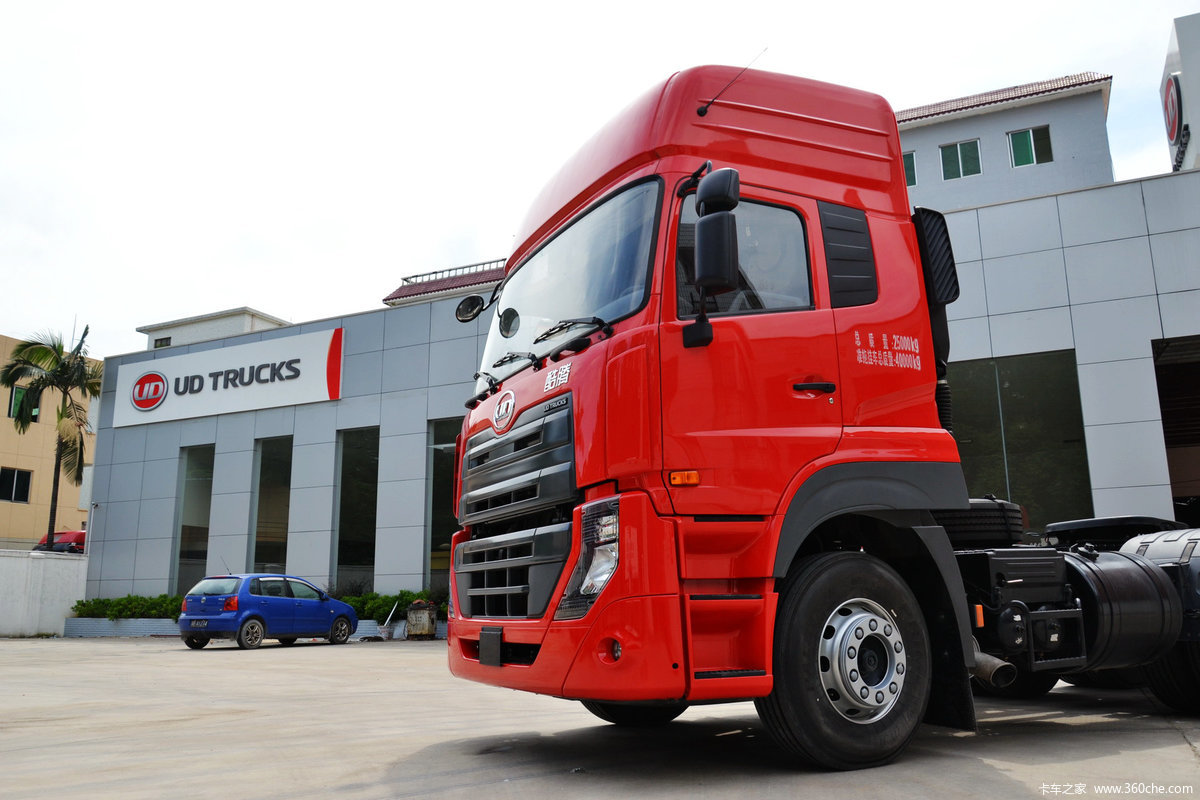 【图】东沃 ud酷腾重卡 400马力 6x4牵引车(dnd4250wb34)_实拍图片