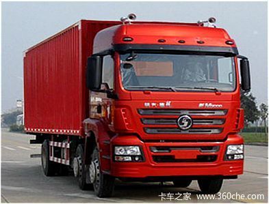 陕汽重卡 德龙新M3000 220马力 6X2 7.8米厢式载货车