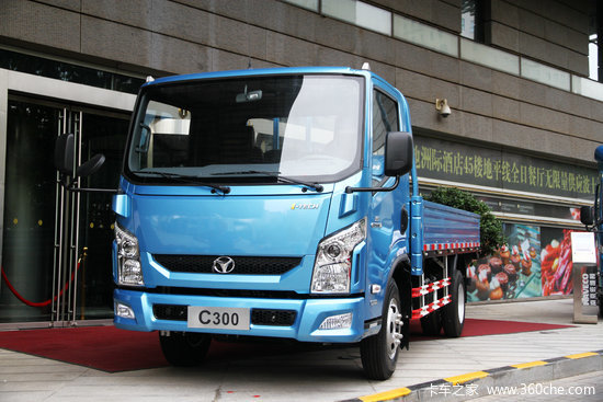 跃进超越c30033125马力4155米单排栏板轻卡nj1041zfdcmz