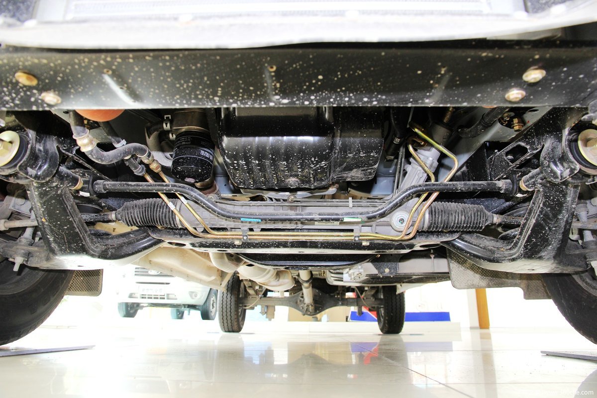 经典全顺 江铃汽车 经典全顺 109马力 封闭厢式货车(长轴) 底盘