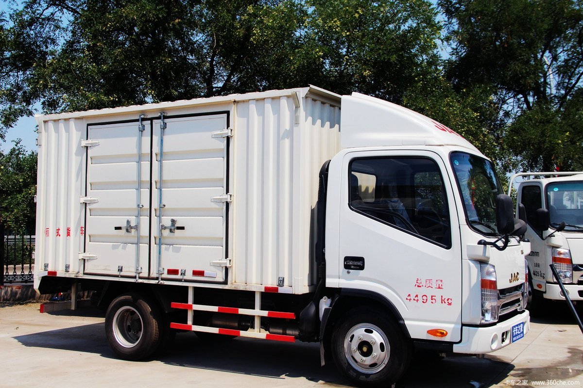 6米单排厢式轻卡(hfc5040xxyp73k2b4)_实拍图片_205976_卡车之家