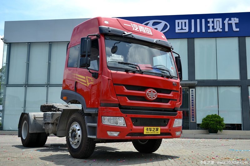 青岛解放 新悍威(j5m)重卡 260马力 4x2 牵引车(ca4163p1k2e4a80)