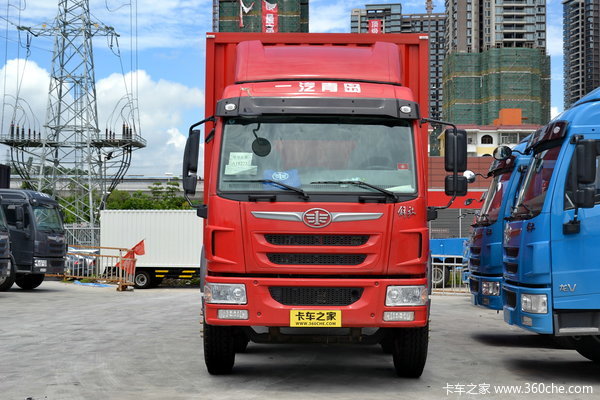 青岛解放 龙V中卡 220马力 4X2 9.65米厢式载货车(CA5189XXYPK2L7E5A80)