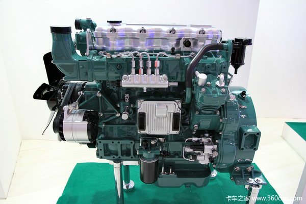 锡柴CA4DLD-17E5 170马力 4.4L 国五 柴油发动机