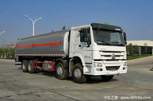 中国重汽 HOWO 380马力 8X4 运油车(楚胜牌)