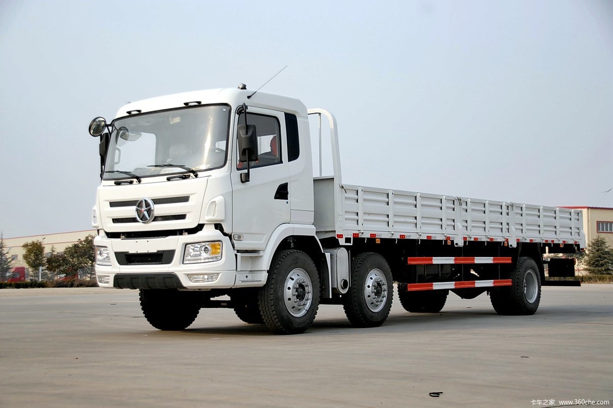 大运 N6中卡 复合型 220马力 6X2 7.8米栏板载货车(潍柴)