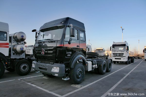北奔 NG80重卡 350马力 6X4牵引车(ND4250BD5J7Z05)