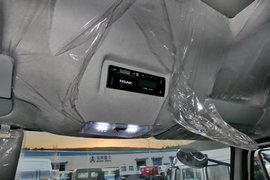 NG80 牵引车驾驶室                                               图片