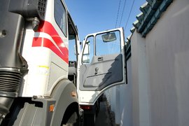 NG80 载货车驾驶室                                               图片