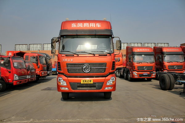 东风商用车 天龙重卡 350马力 8X4 9.6米厢式载货车(DFH5310XXYA1)