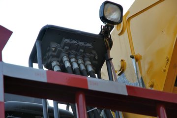ؿ F3000 290 6X4 泵(SX5256JSQDR584) ͼƬ