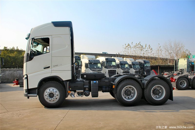 【图】沃尔沃 新fh重卡 540马力 6x4牵引车(大件车)_实拍图片_235791