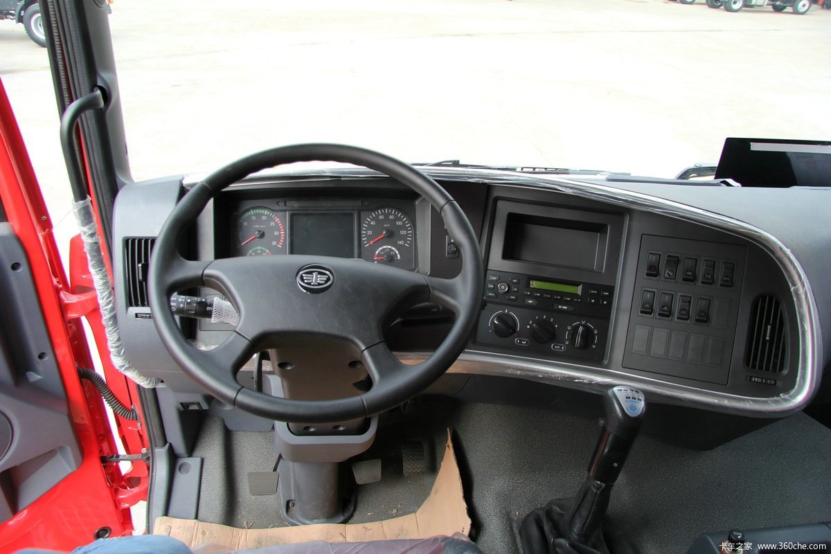 【图】一汽柳特 金大陆重卡 350马力 8x4 7.