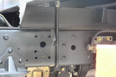解放 J6F 130马力 4.21米单排厢式轻卡(带尾板)(CA5041XXYP40K2L1E4A84-3)