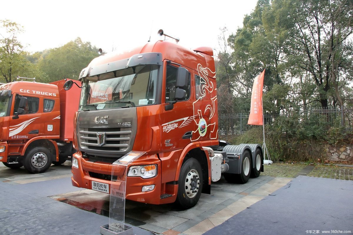 联合卡车 U480重卡 2015款 旗舰版 480马力 6X4牵引车