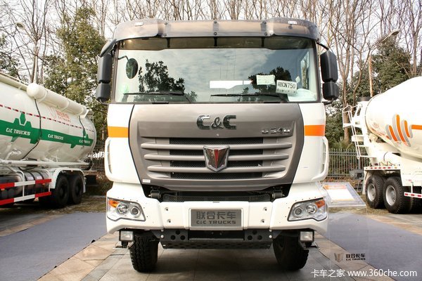 联合卡车U350 350马力 8X4 8方混凝土搅拌车(QCC5313GJBD666-1)