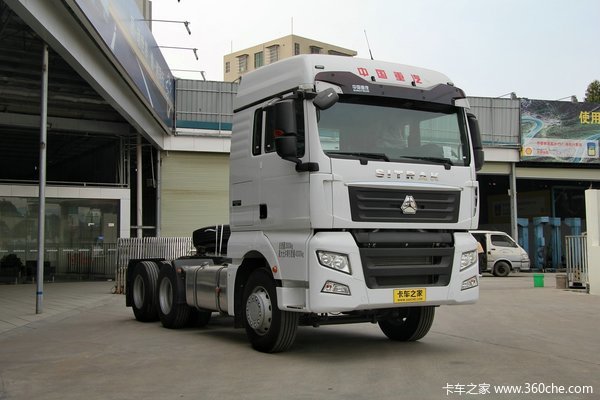 中国重汽 汕德卡SITRAK C7H重卡 440马力 6X2R牵引车(高顶)(ZZ4256V323HE1)