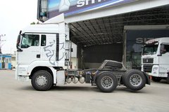 中国重汽 汕德卡SITRAK C7H重卡 440马力 6X2R牵引车(窄体)(ZZ4256V323MD1)