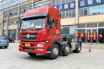 中国重汽 斯太尔M5G重卡 350马力 6X2牵引车(前双转向)(ZZ4223N27CGD1)