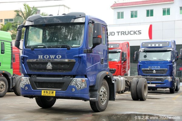 中国重汽 HOWO T5G中卡 180马力 4X2排半厢式载货车底盘(ZZ1167H501GD1)