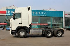 中国重汽 HOWO T7H重卡 540马力 6X4牵引车(ZZ4257V324HD1B)