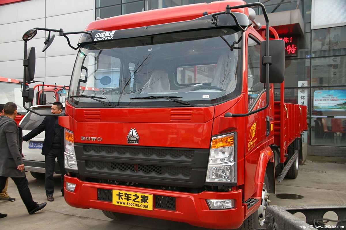 中国重汽HOWO 统帅 重载版 154马力 5.5米单排栏板载货车