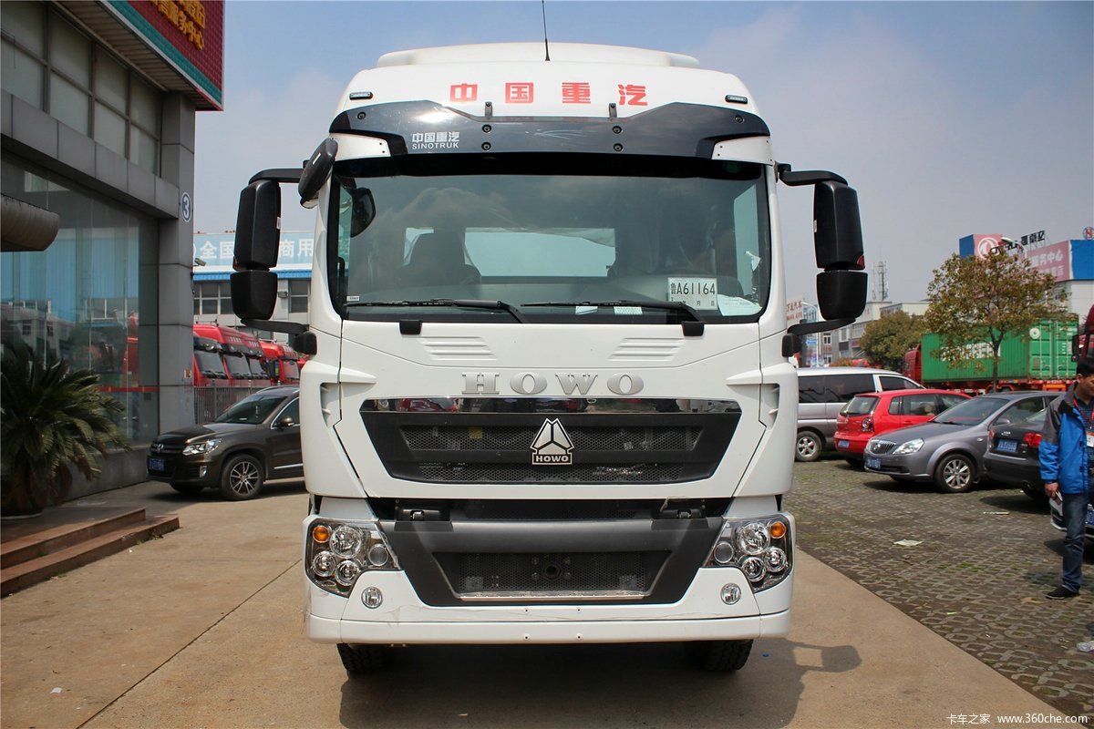 中国重汽 HOWO T5G重卡 340马力 4X2牵引车(速比:3.7)