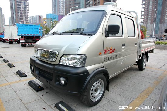 江淮康铃x11l61马力汽油22米双排栏板微卡hfc1020rf2a