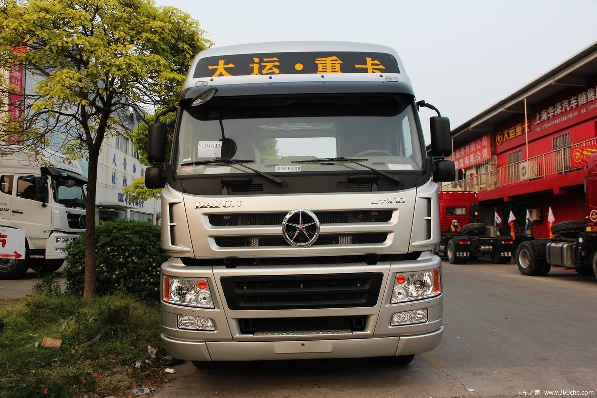 大运 新N8E重卡 350马力 6X4牵引车(速比4.11)