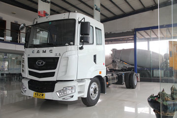 华菱 汉马中卡 160马力 4X2 6.8米厢式载货车底盘(HN5160XXYC16C8M4)