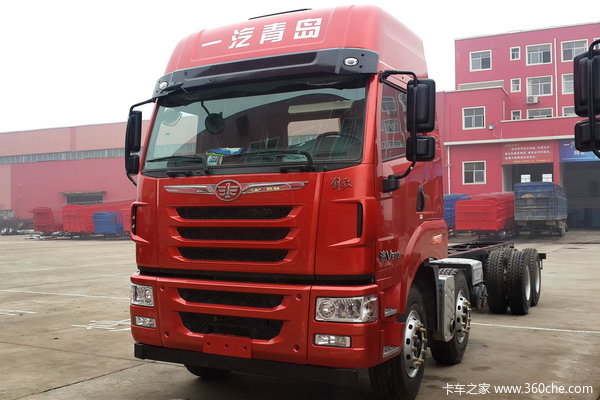 青岛解放 途V重卡 300马力 8X4 9.5米排半载货车底盘(CA1313P2K2L7T4BE4A80)