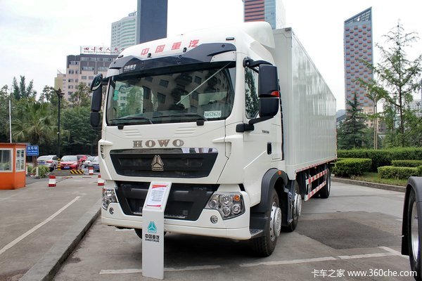 中国重汽 HOWO T5G重卡 350马力 8X4 9.52米厢式载货车(ZZ5317XXYN466GE1)