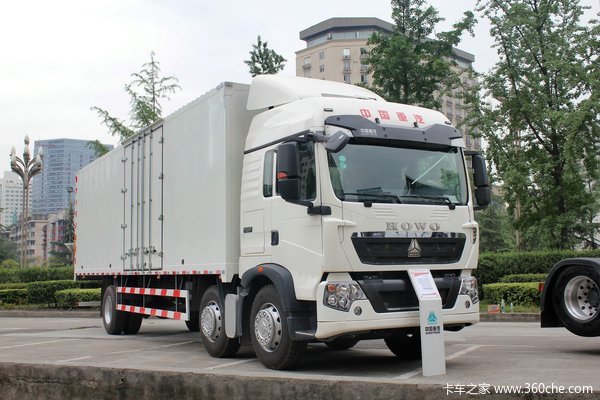 中国重汽 HOWO T5G重卡 280马力 6X2 9.61米厢式载货车(标箱)(ZZ5257XXYM56CGE1)