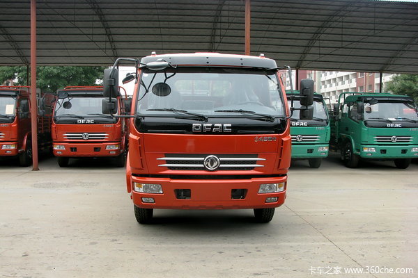 东风 多利卡D8 160马力 4X2 6.2米排半厢式载货车(EQ5110XXYL8BDFAC)
