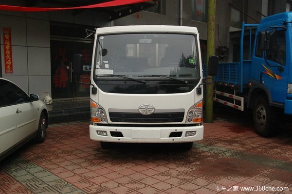 青岛解放 赛虎III 110马力 4X2 5.2米单排栏板载货车(CA1051P40K2L1EA81)