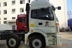 福田 欧曼ETX 6系重卡 245马力 6X2 9.5米厢式载货车(BJ5253XXY-XB)