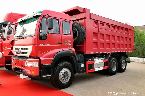 中国重汽 斯太尔M5G重卡 340马力 6X4 6.2米自卸车(ZZ3251N4241E1)