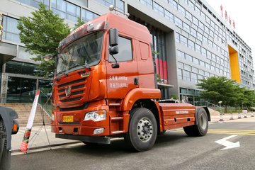 联合卡车 V290重卡 290马力 4X2牵引车(SQR4181D6Z-3)