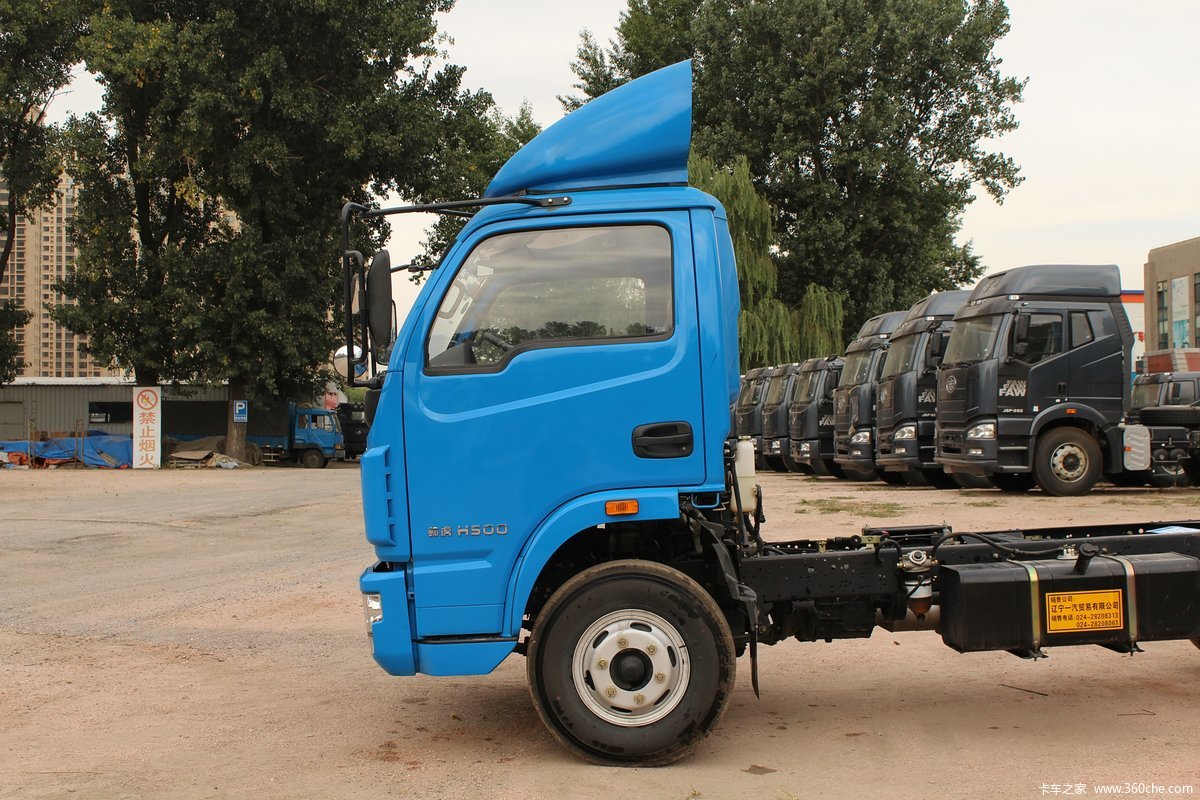 卡车图片>上汽跃进>帅虎h>跃进帅虎h500-33113马力4.