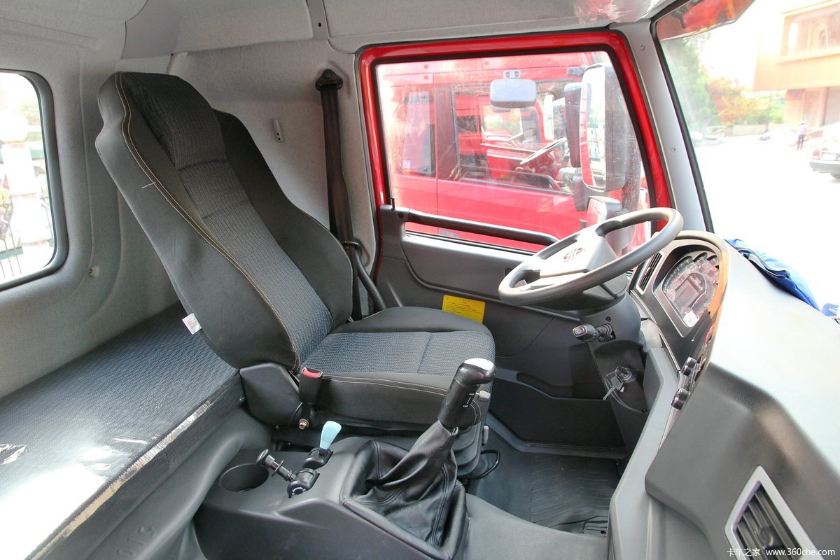 【图】青岛解放 悍v重卡 220马力 4x2牵引车(ca4143p1k2e4a80)_实拍