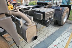 青岛解放 悍V重卡 220马力 4X2牵引车(CA4143P1K2E4A80)