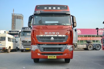 中国重汽 HOWO T7H重卡 360马力 6X2危险品牵引车(高顶)(16挡)(ZZ4257V323HD1W)